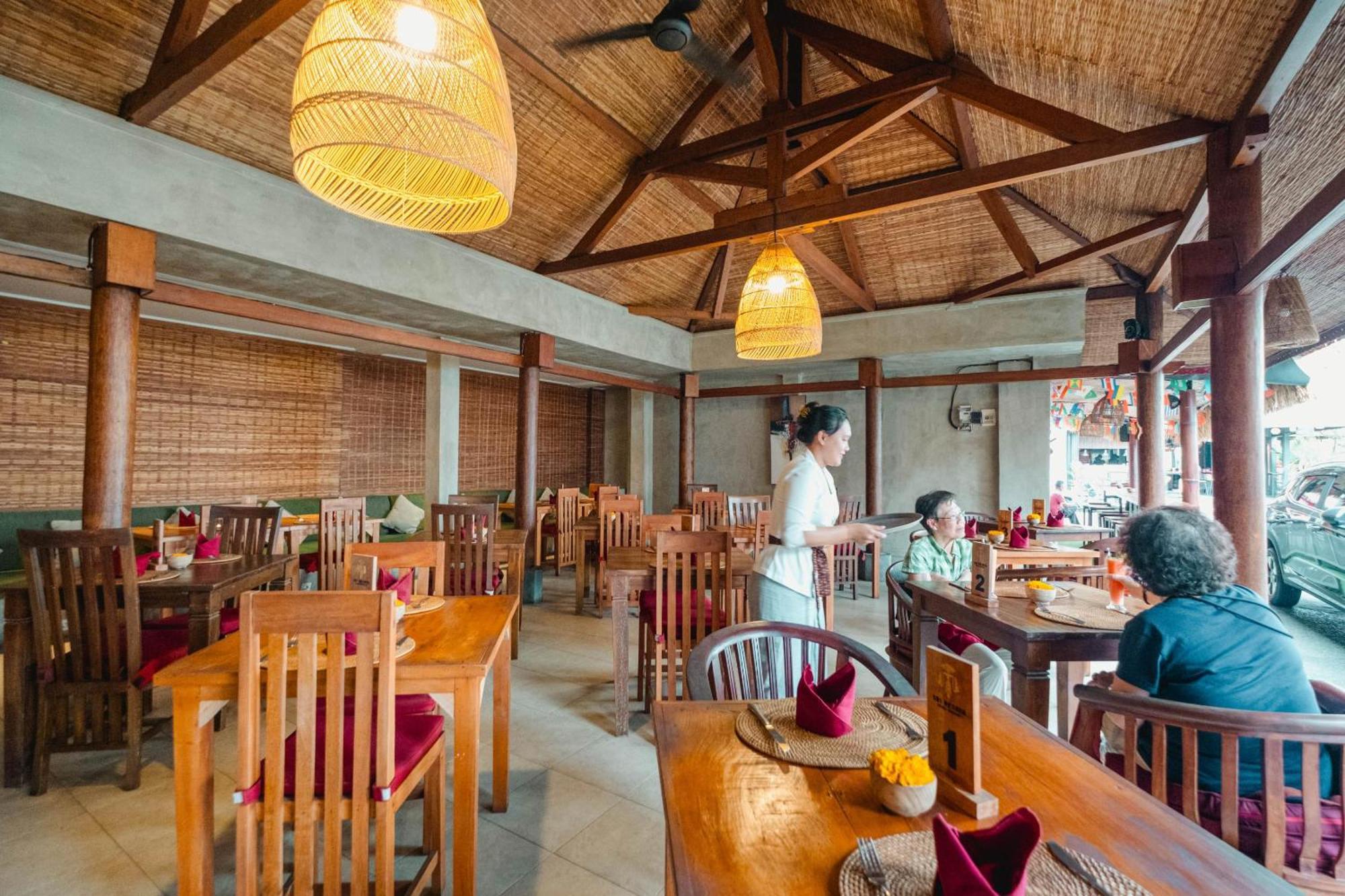 Sri Aksata Ubud Resort Экстерьер фото